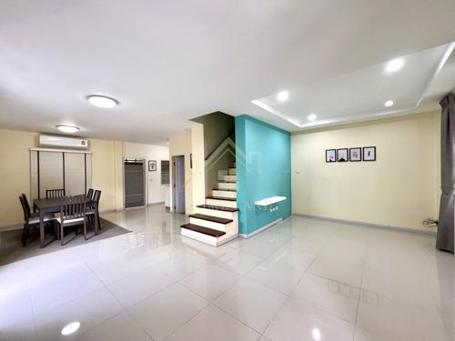 ทาวน์เฮ้าส์ 2 ชั้น (ห้องมุม ถนนเมน) หมู่บ้าน เดอะโฟริเอช รังสิต - คลอง 4 (The Fouriage Rangsit- Klong 4) บ้านรีโนเวทใหม่ 3