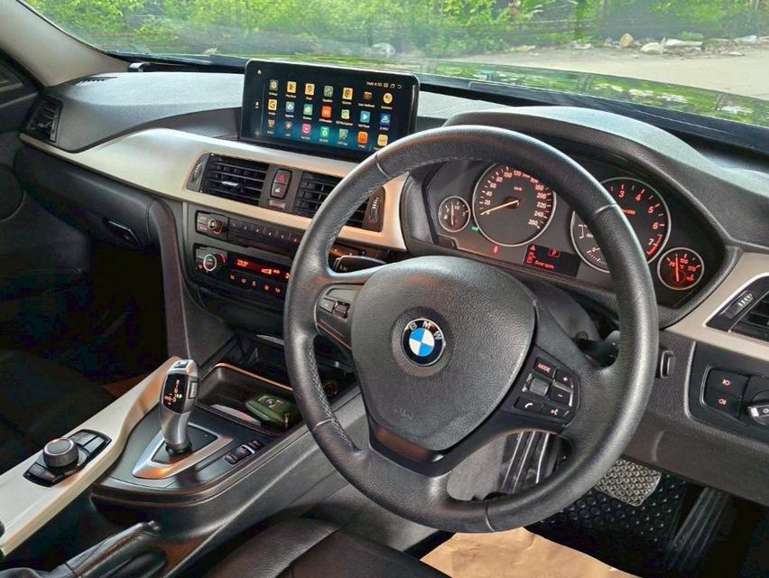 BMW 316i Sport ปี14 10