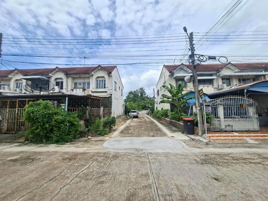 ขายบ้าน 2 ชั้น หลังริม หมู่บ้านแพรมาพร คลอง4 ซอยรังสิต-นครนายก91 5