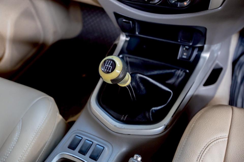 NISSAN NAVARA NP300 2.5 CALIBRE KING CAB ปี 2015 สีเทา 16