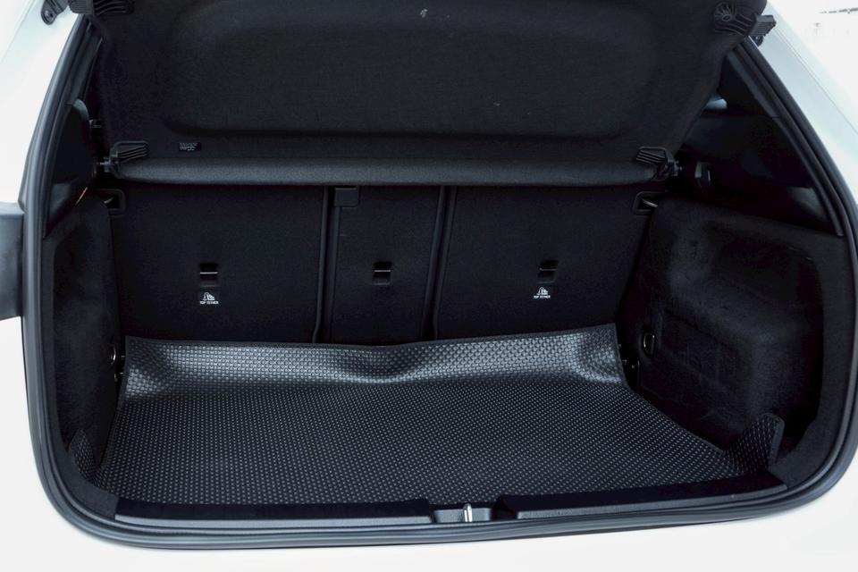 รหัสรถ CBL79 Mercedes-Benz GLA200 1.3 AMG Dynamic W247 AT 2021 รูปที่ 7