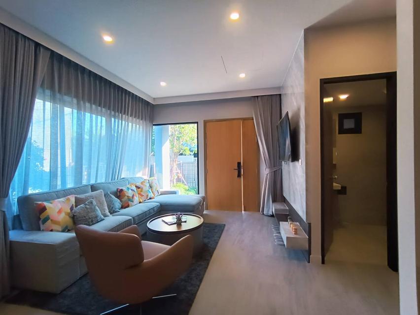 โปรแรงสุด! ทาวน์โฮม 3 ชั้น ใกล้ ม.เกษตร เริ่ม 7.48 ลบ ลด 3 แสน ฟรีแอร์+ครัว 3