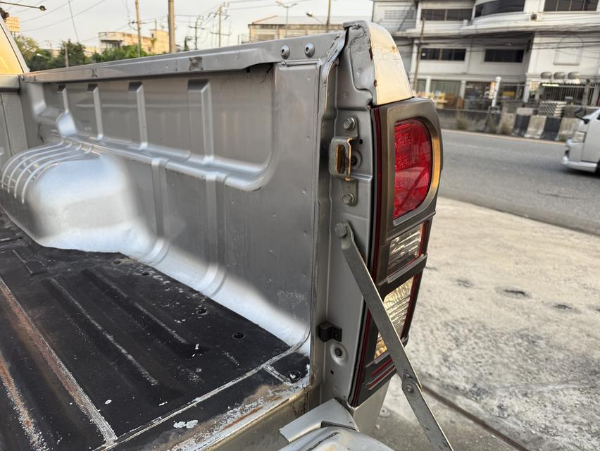 ขายตัด ISUZU D-MAX V-ROSS 2.5 Z 8