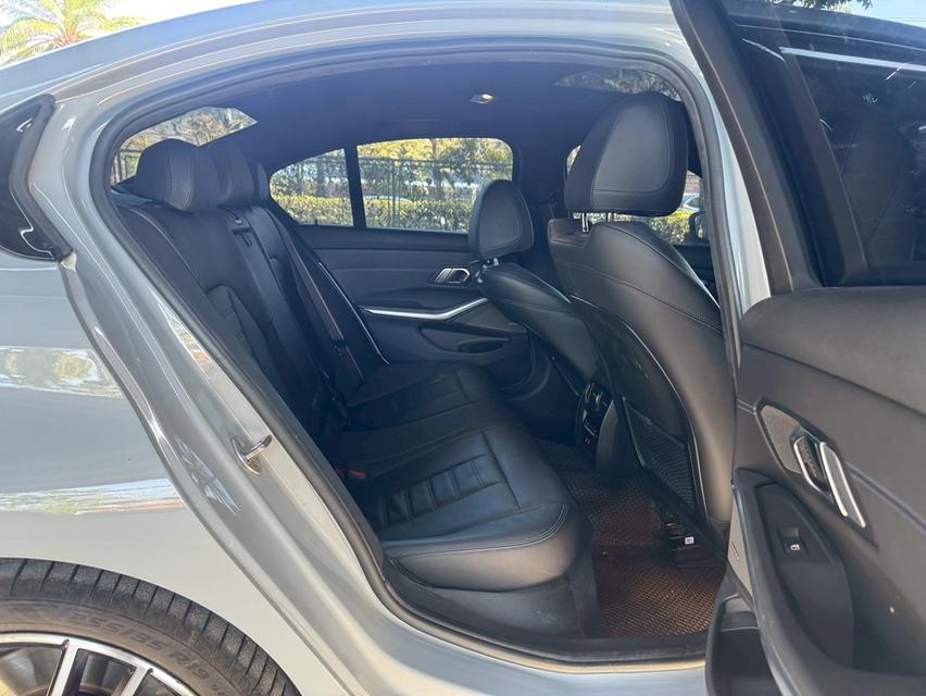 BMW 330e M Sport AT ปี 2023 รูปที่ 14