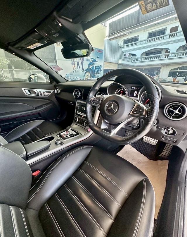 Mercedes-Benz SLC300 AMG Dynamic āļĢāļđāļāļĒāđāļāļĒāļāļĩāđ 2