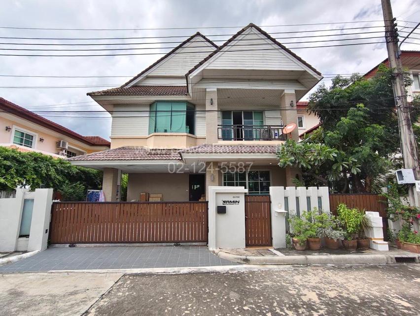 หมู่บ้านแกรนด์คาแนลประชาชื่น ถนนงามวงค์วาน ต.บางตลาด อ.ปากเกร็ด จ.นนทบุรี 1