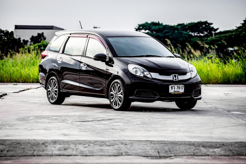 Honda Mobilio 1.5V ปี 2015 สีดำ 7 ที่นั่ง เกียร์ Auto 4