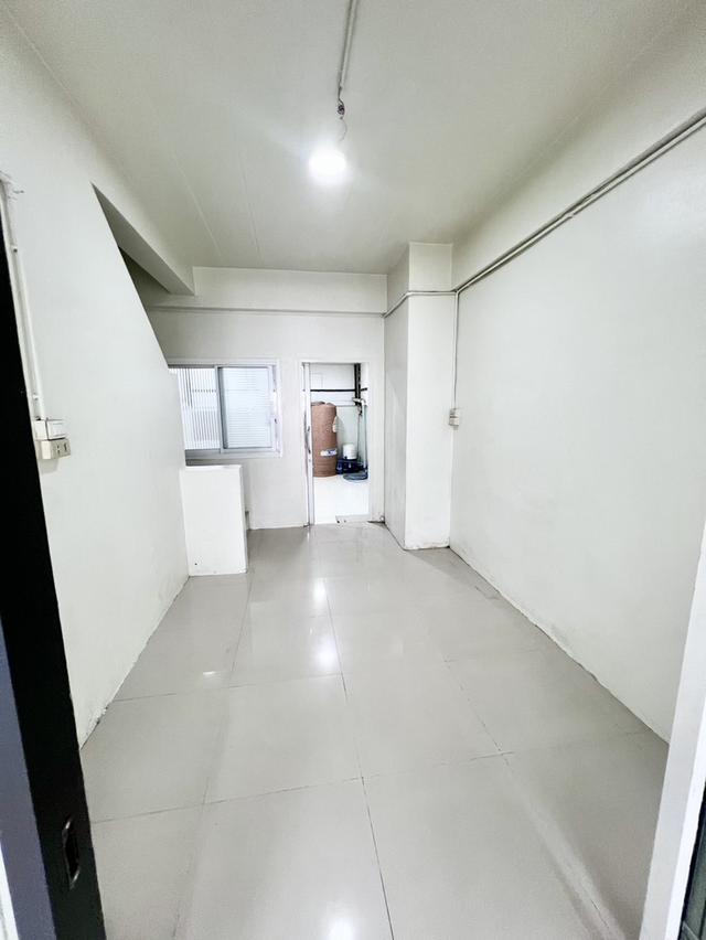 อาคารพาณิชย์ ประชาอุทิศ 90 10