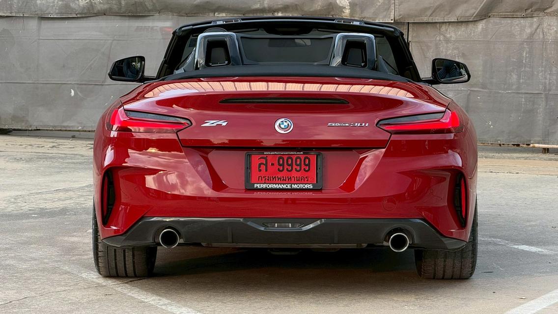 รหัสรถ PBG9999 BMW Z4 sDrive30i M Sport ปี2022 สีแดง 4