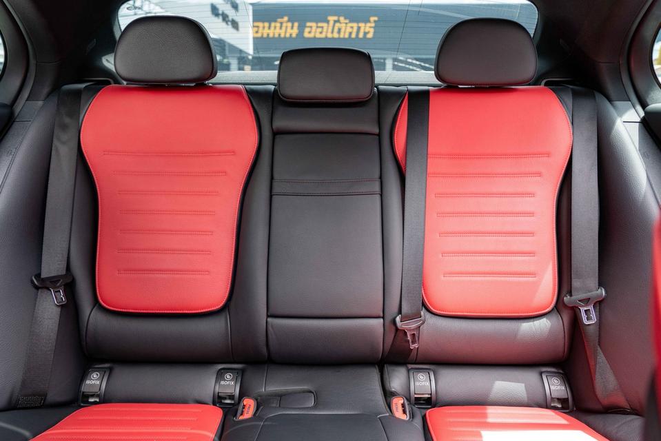 (แจ้งรหัสรถ NP2112) รุ่นรถ : BENZ C350e AMG DYNAMICปีรถ : 2024 รูปที่ 13