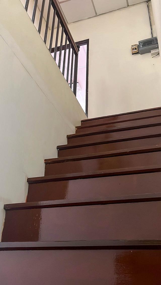 ทาวเฮ้าส์ให้เช่า 310/57 ซอยรามคำแหง 72 แยก 1 ทำสัญญา 1 ปี TOWNHOUSE FOR RENT โทรศัพท์: 083-792-5426 6