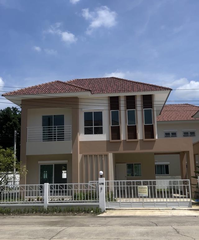 บ้านเดี่ยว ใหม่ 58 วา แปลงมุม จัดสวนให้ ปั้มแทงค์แอร์ ติดให้ ใกล้เมกะ-สวนหลวง ร.9 ติดต่อ เล็ก 0852246165 1