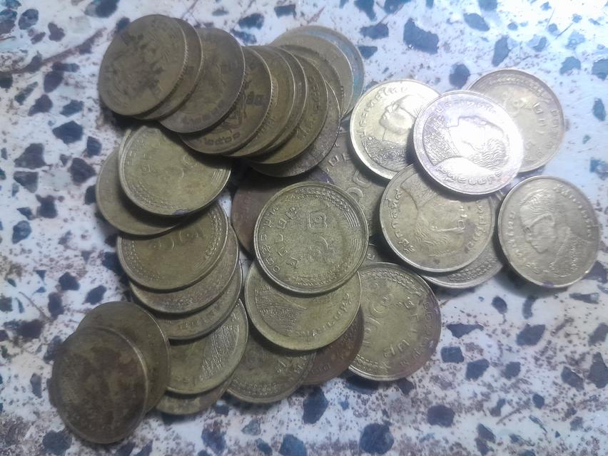 เหรียญ 25 สตางค์ หลังรวงข้าวและตราแผ่นดิน