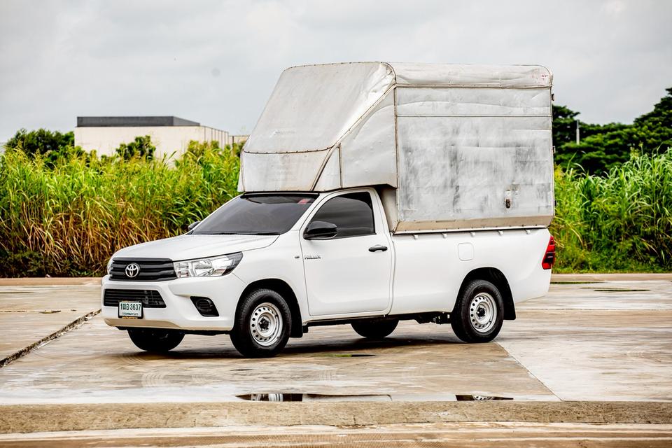 Toyota Revo 2.4J Plus Standard Cab สีขาว เกียร์ธรรมดา กระจกไฟฟ้า ปี 2017
