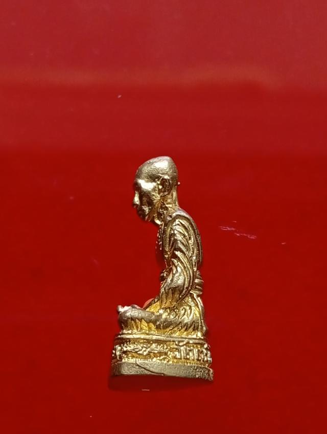 พระรูปหล่อหลวงพ่อรวย วัดท่าตะโก รูปที่ 3