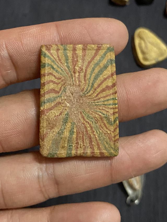 พระ​สมเด็จ​สายรุ้ง​วัด​ศีล​ขัน​ธ​า​ราม​ 2