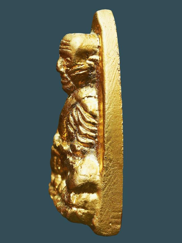 หลวงปู่ทวดเตารีด A วัดช้างให้ ปี 2505....เก่า เดิมๆ 4