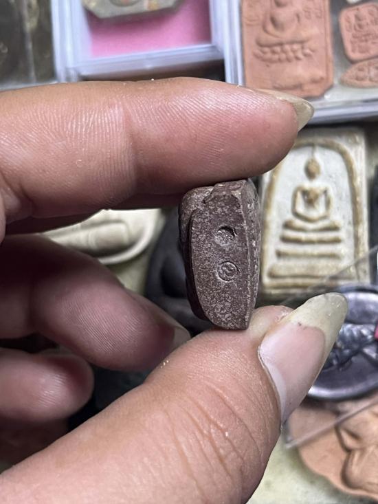 รูปหล่อพ่อแก่เนื้อว่าน เนื้อหามวลสารจัดๆ รูปที่ 5