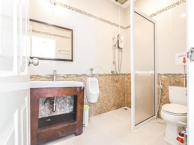 ขายโฮมออฟฟิศ 4 ชั้น 627 ตรม. ย่านลาดพร้าว 110 แยก 4 รีโนเวทใหม่ โปร่งโล่ง ใกล้รถไฟฟ้าสายสีเหลือง ใกล้เลียบด่วน 7