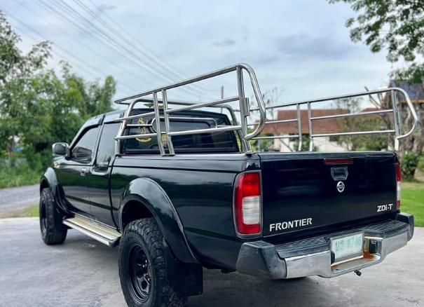 ขายรถ Nissan Frontier  4