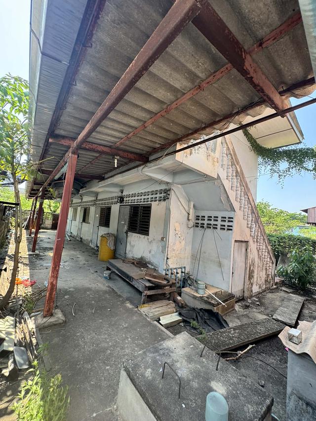 บ้านพร้อมที่ดิน 82 ตารางวา 3ห้องนอน 3 ห้องน้ำ 12