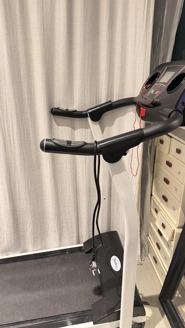 ลู่วิ่งไฟฟ้าkeep going max ลู่วิ่งไฟฟ้า 3.5HP พร้อมระบบรับแรงกระแทกสามารถพับเก็บได้ประหยัดเนื้อที่ปรับความชันได้ 3 ระดับ รับนํ้าหนักสูงสุด 350 kg มือ2 8