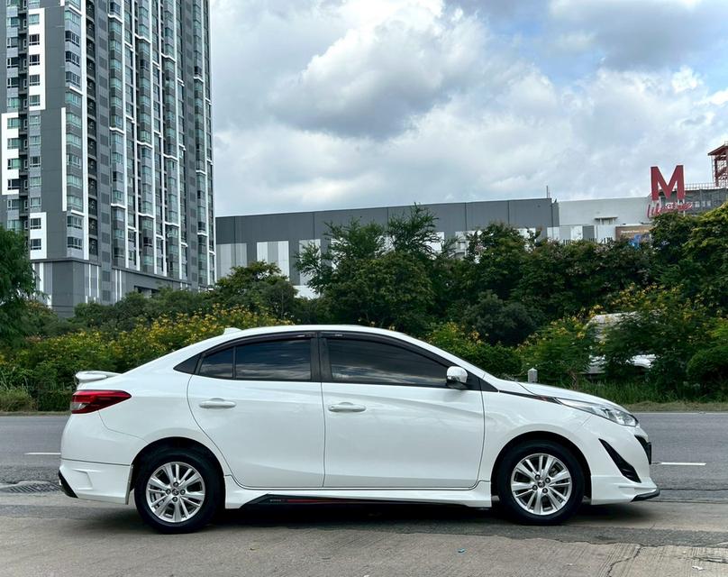 Toyota Yaris Aitv 1.2E ปี17