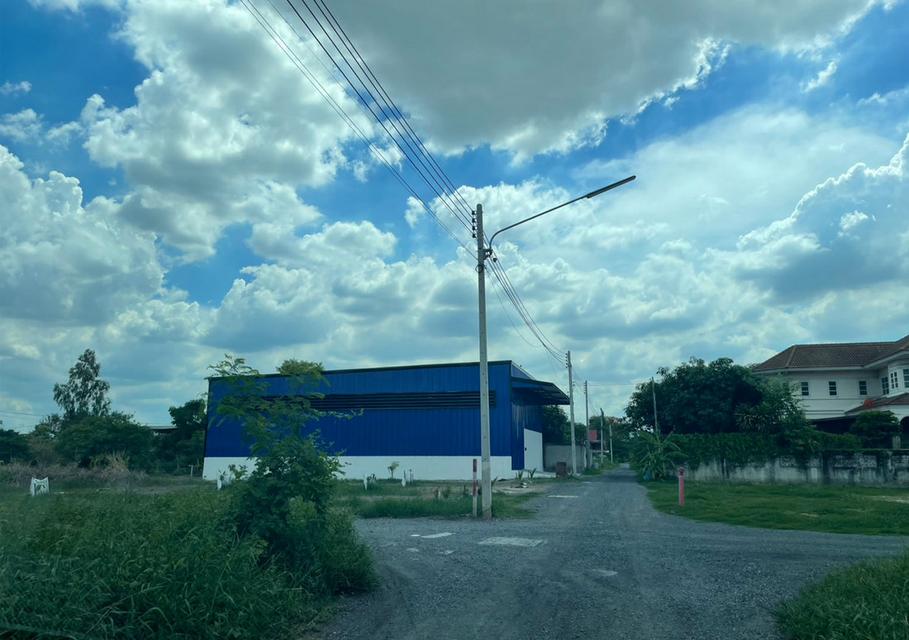 ขายโกดังสร้างใหม่ 100 ตร.วา พร้อมใช้งาน ซอยร่วมสุข 7 (เข้าออกได้ทั้งถนนติวานนท์ และศรีสมาน สรงประภา) ตำบลบ้านใหม่ เมืองปทุมธานี (เจ้าของขายเอง) 2