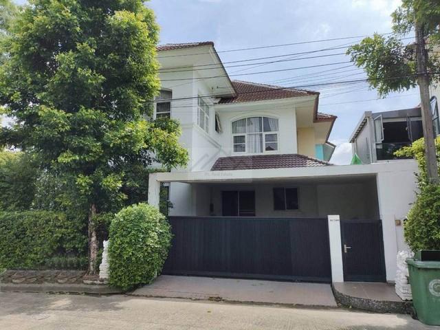 ขายบ้านเดี่ยวหรู 2 ชั้น 121 ตรว หมู่บ้านลลิล กรีนวิลล์ พระราม 9 – อ่อนนุช – สุวรรณภูมิ หลังพิเศษ ใหญ่ที่สุด ติดสโมสร ติด 1