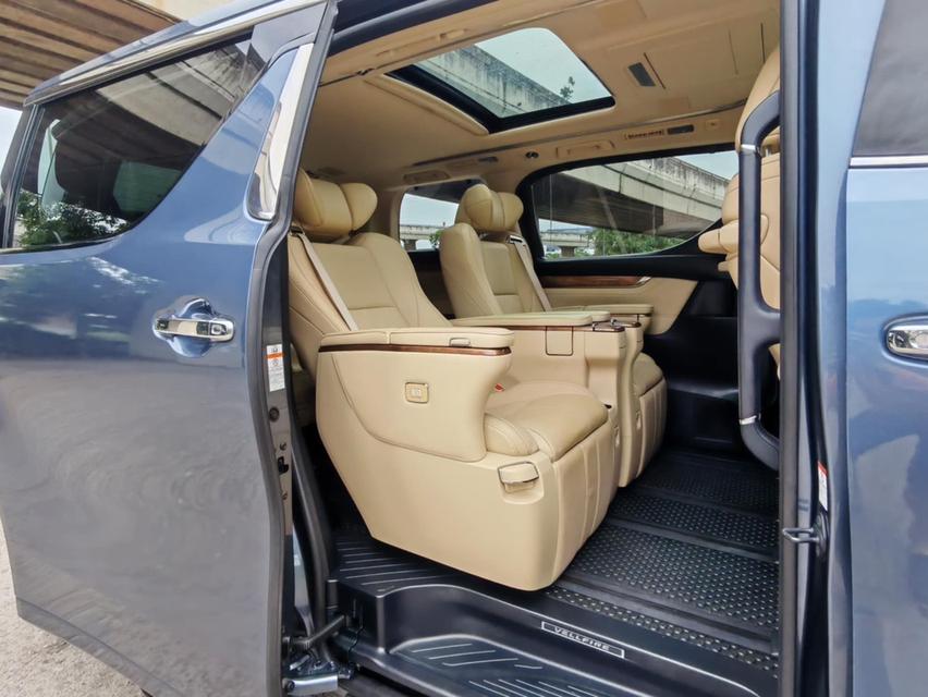 💥 Toyota Vellfire 2.5 Hybrid Executive Lounge E-Four 4WD 15 จด 16 💥 10