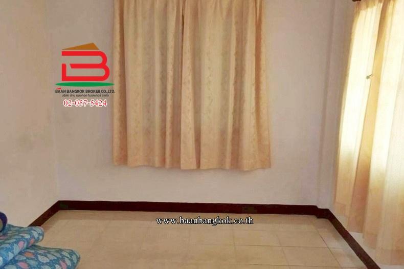 บ้านแฝด หมู่บ้าน สมชายพัฒนา ถนนบางกรวย-ไทรน้อย 13 เนื้อที่ 22.7 ตรว. ตำบลบางกรวย อำเภอบางกรวย จังหวัดนนทบุรี 9