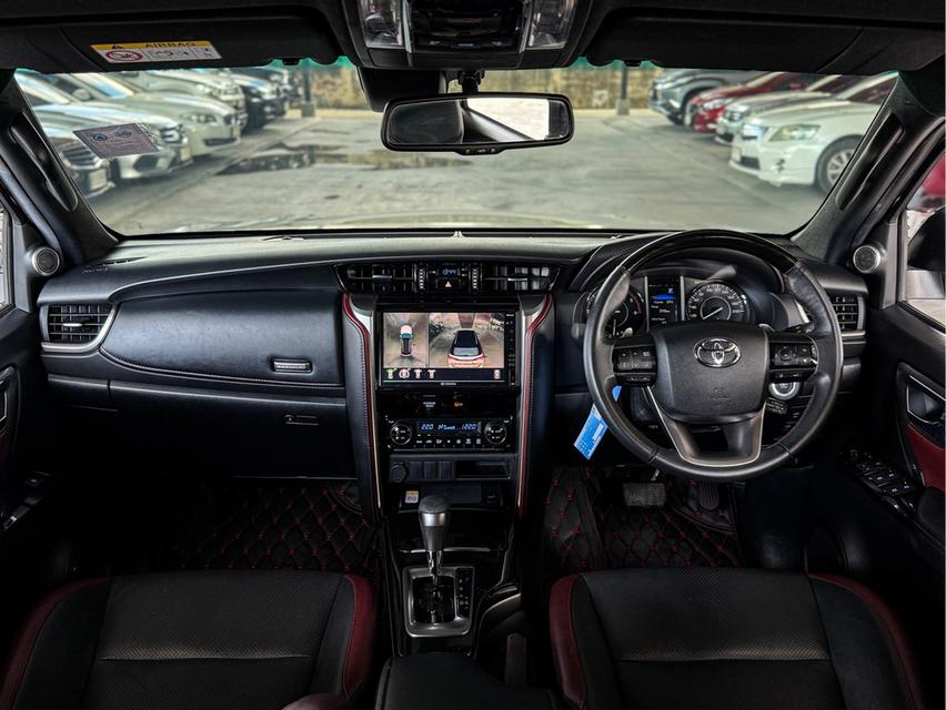2022 TOYOTA FORTUNER, 2.4 LEGENDER BLACK TOP 2WD