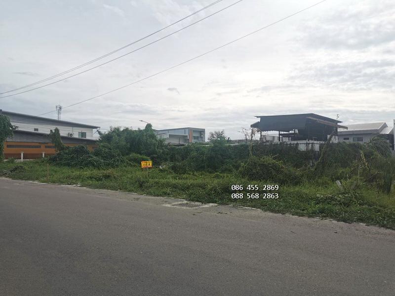 ขายด่วน ที่ดินเปล่า 103 ตรว. อยู่ซอยศรีด่าน22-ถนนศรีนครินทร์ ใกล้แม็คโคร รร.นานาชาติไทย-สิงคโปร์ รถไฟฟ้าสถานีศรีแบริ่ง 4