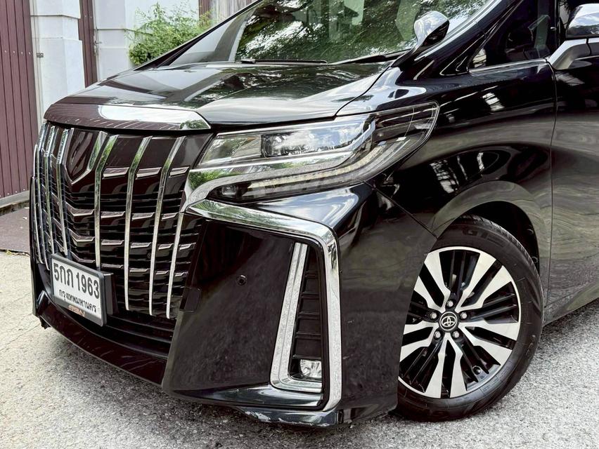 Toyota Alphard SC Package ปี 2017