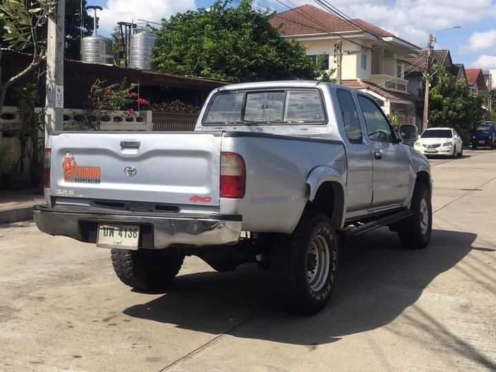 Toyota Hilux Tiger 3.0 สีเทา 6