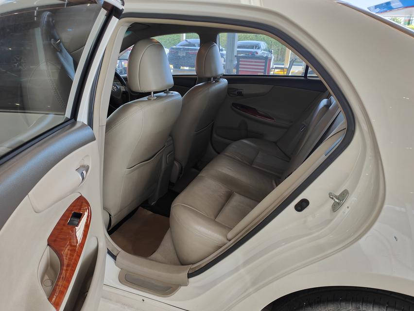 Toyota Corolla Altis 2.0 G AT  13