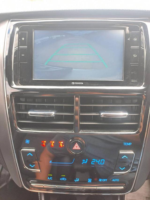 TOYOTA YARIS, 1.2 SPORT PREMIUM (สีขาว) ปี2022 17