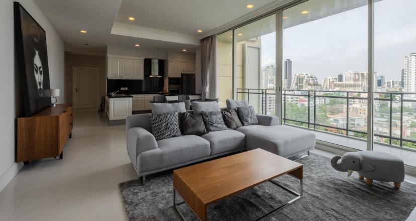 ขายคอนโด Royce Private Residences วิวเมือง 2