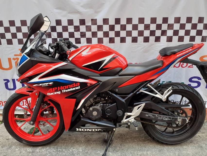 ขาย/เเลก Cbr150r All New Abs เครื่องดีศูนย์ดี ประกันเครื่อง1เดือน รถ จด ม.ค.63