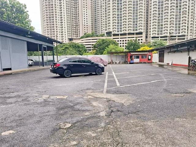 แยกพระรามที่ 3 รพ.บางจาก3 1.3 กม.ให้เช่าเป็นโกดังเก็บของ 102ตร.ม.หาของกินง่าย ตลาดบางโพงพาง 1.4 กม.วิวแม่น้ำเจ้าพระย 2