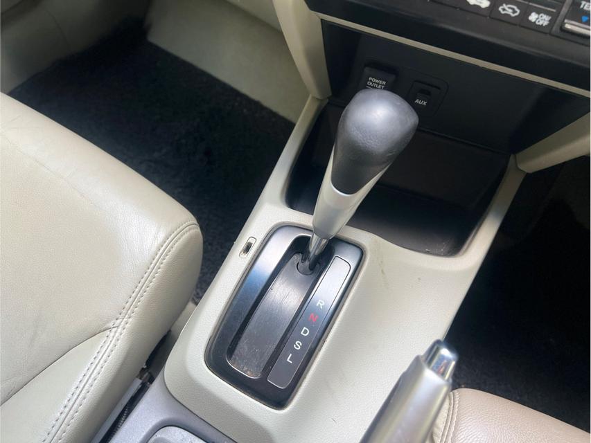 Honda CIVIC FB 1.5 Hybrid AT ปี 2013 14