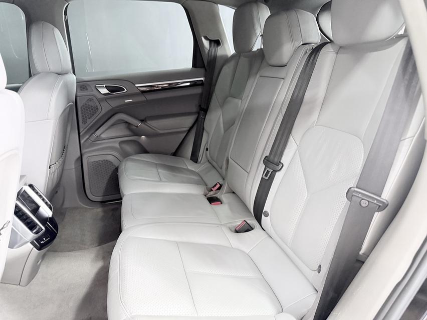 Porsche Cayenne S Hybrid 201317x,xxx KM. รถศูนย์ AAS เปลี่ยนแบตไฮบริดแล้ว รูปที่ 17