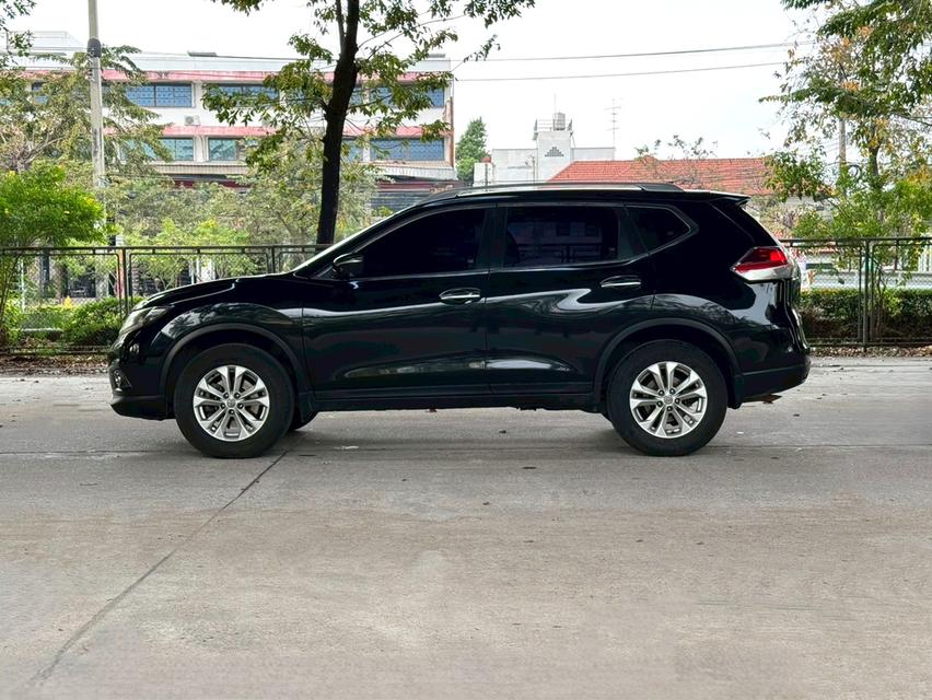 ขายรถ nissan  X-Trail 2.0V 4WD ปี 2016 สีดำ เกียร์ออโต้ รูปที่ 7