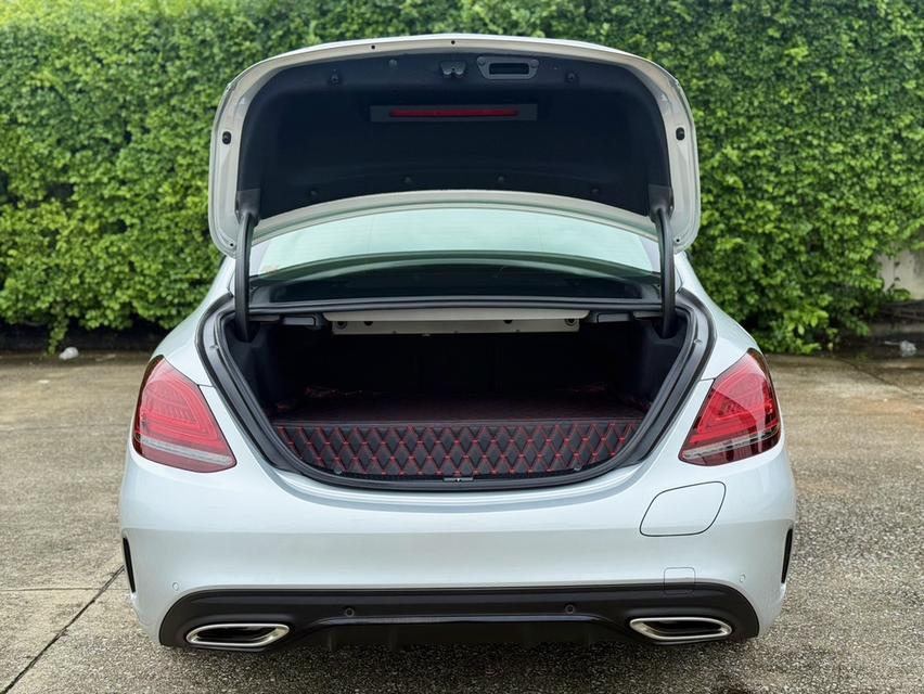 Mercedes-Benz C300e AMG Sport  (w205 ปี 2021 3