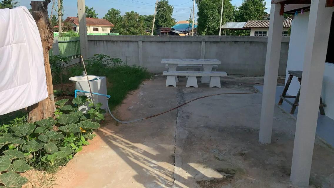 ขายบ้านสองชั้นครึ่งปูนครึ่งไม้พร้อมที่ดิน 16