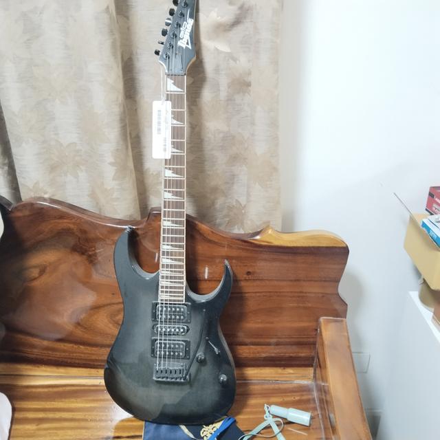 กีต้าไฟฟ้าibanez GRG170DXB