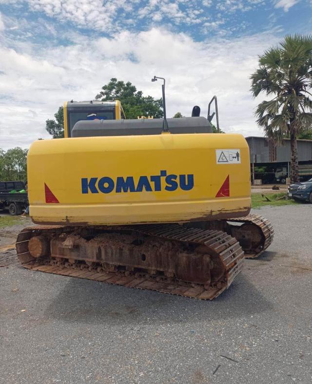 ส่งต่อรถแม็คโคร Komatsu 3