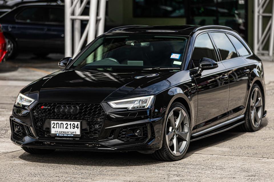 Audi A4 Avant 45 TFSI Quattro S-Line Black Edition 2020 รถเจ้าของเดียว