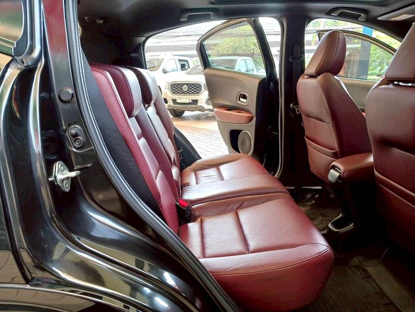 2020 Honda HR-V 1.8 RS รุ่นท๊อป ฟรีดาวน์ รถสวยมือเดียว รูปที่ 9