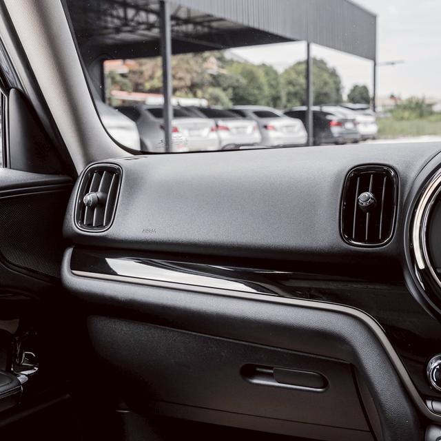 รหัสรถ 67GG9355 MINI Coopers Countryman Entry ปี 2019 ของ